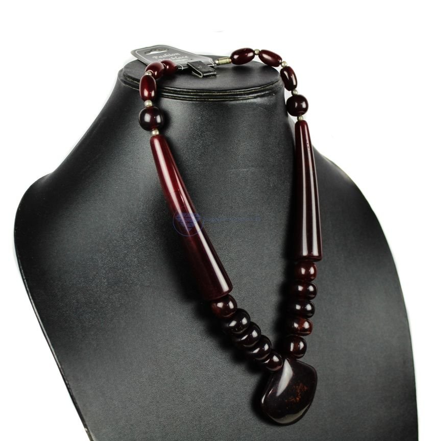 Axe Lustrous Necklace (2) Axe Lustrous Necklace (2)