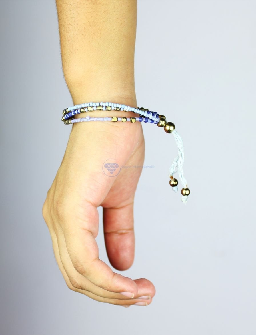 Blue Bracelet (3) Blue Bracelet (3)