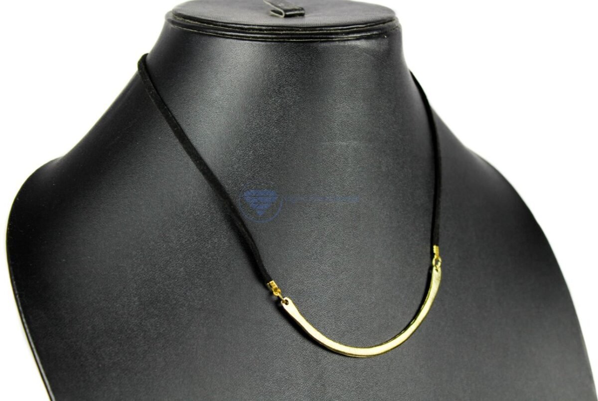 Half Moon Necklace (2) Half Moon Necklace (2)