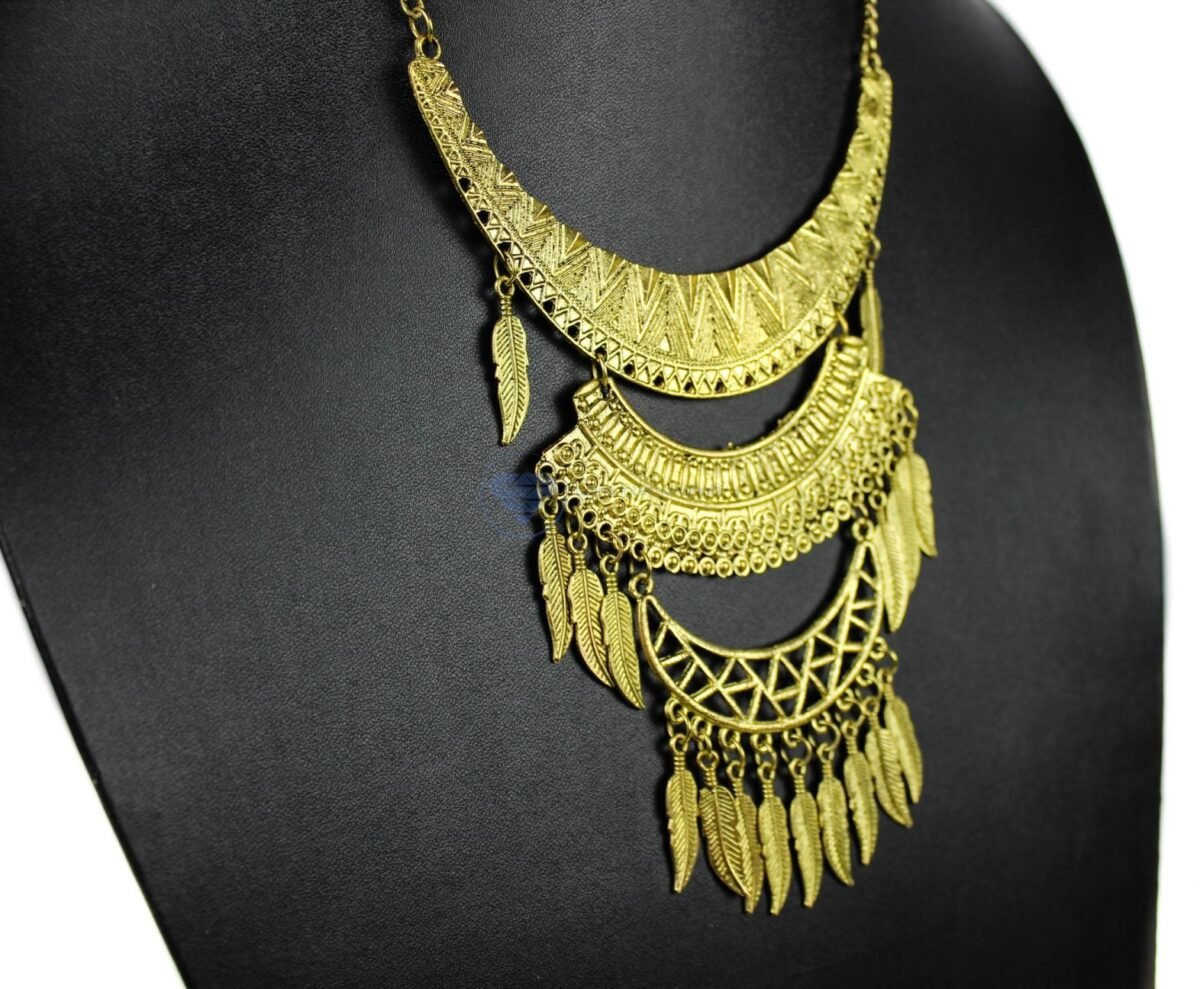 Large Bridal Necklace (3) Large Bridal Necklace (3)