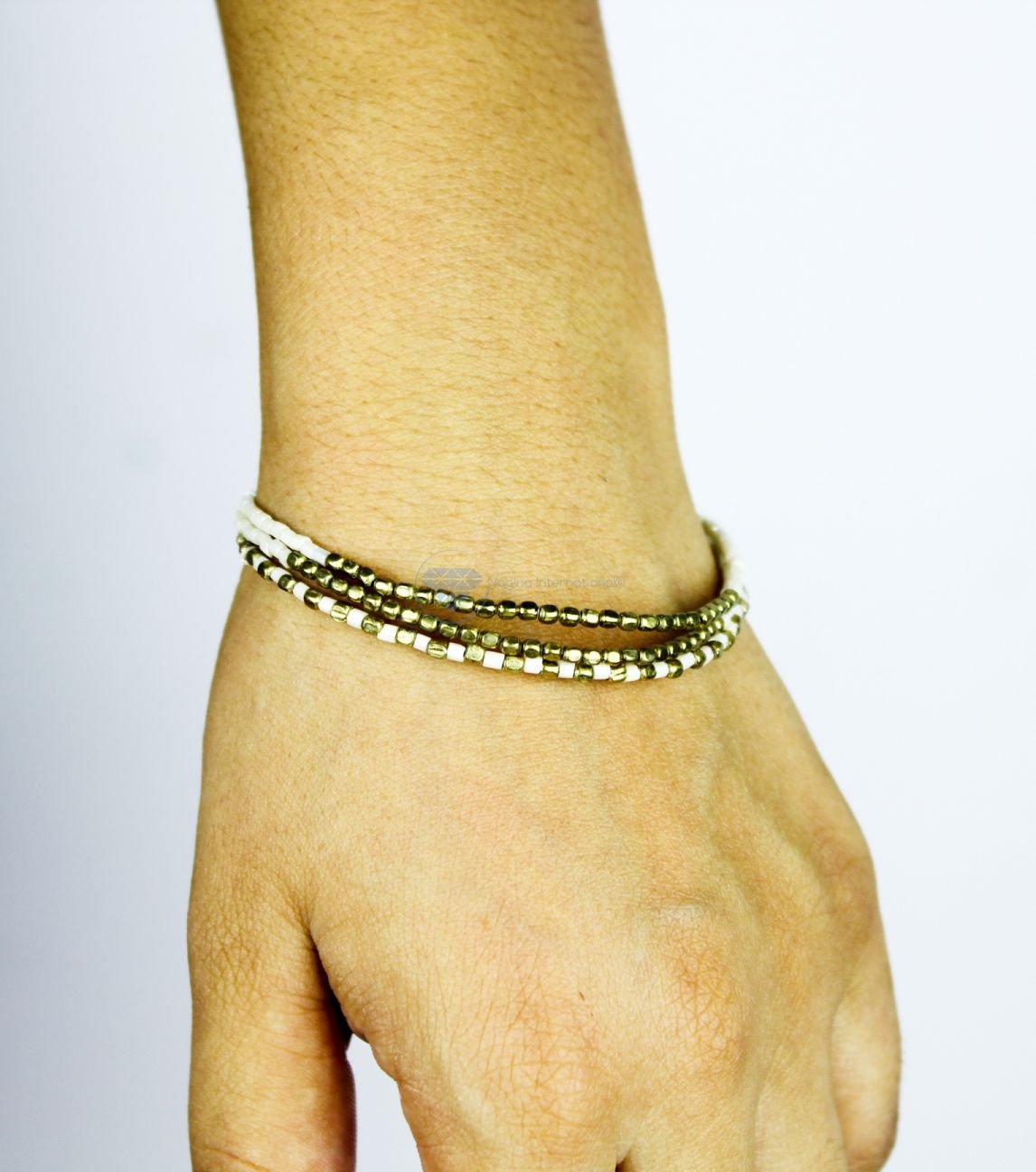 Mini White Bracelet (2) Mini White Bracelet (2)