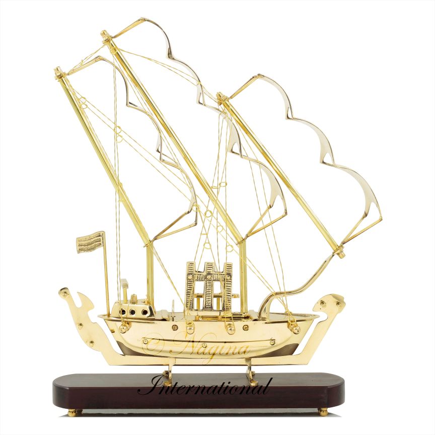 Solid brass sailing ship - Gem