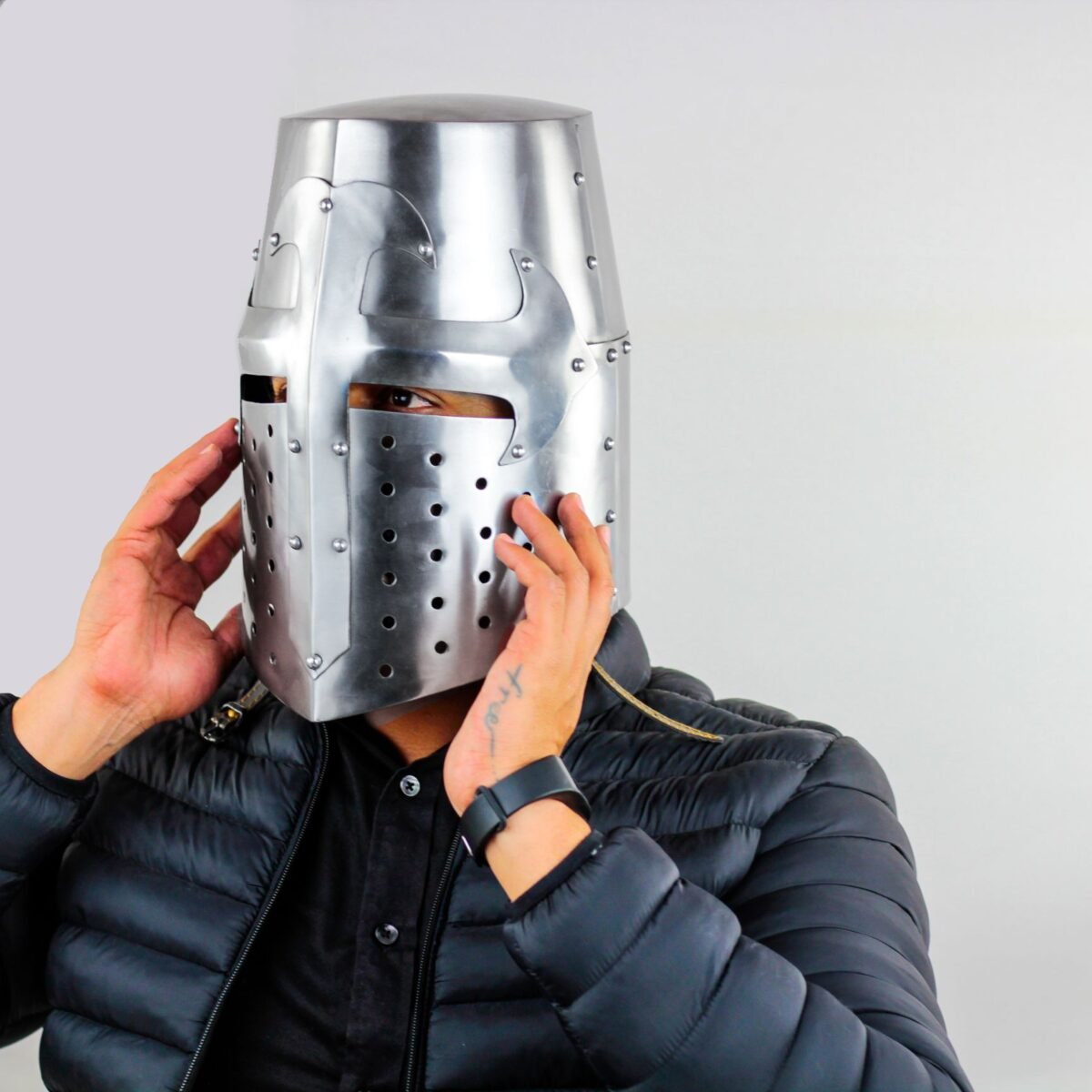 B08472L6KF (7) B08472L6KF (7)